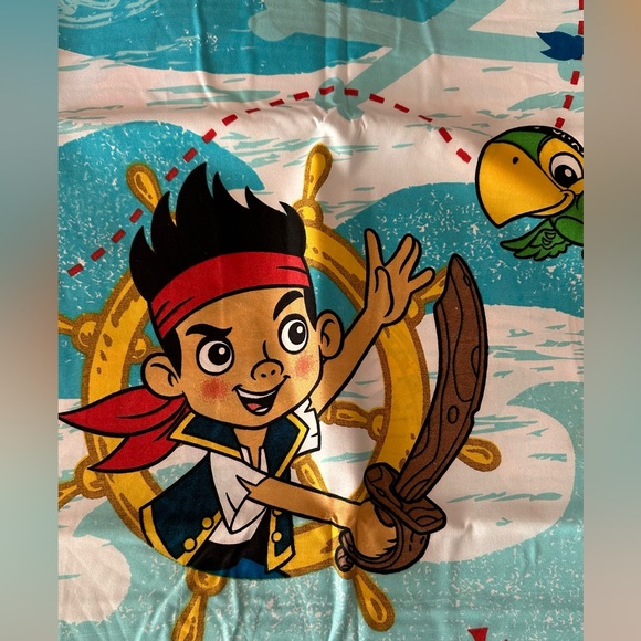 Disney Jake and The Never Land Pirates Shower Curtain 72in X 72in(183cm X 183cm) - Picture 2 of 4